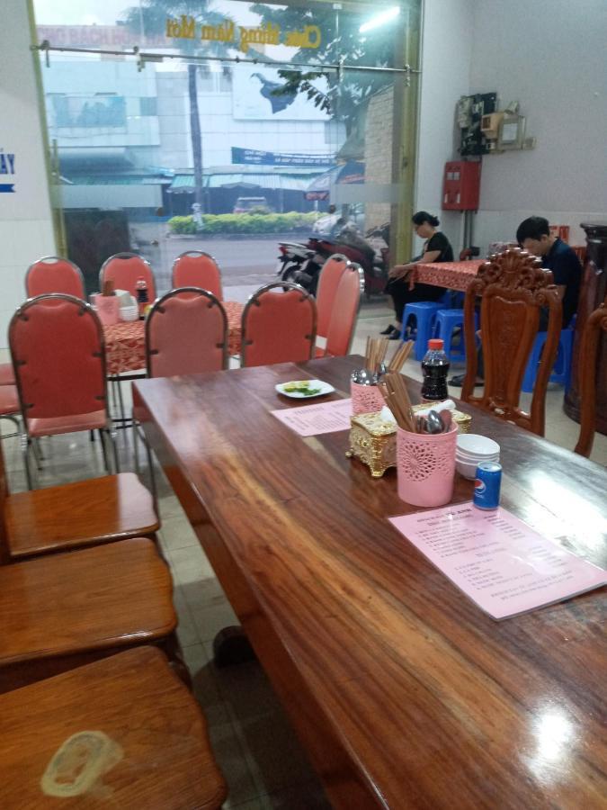Khach San Tu Anh Hotel Ха Тени Екстериор снимка